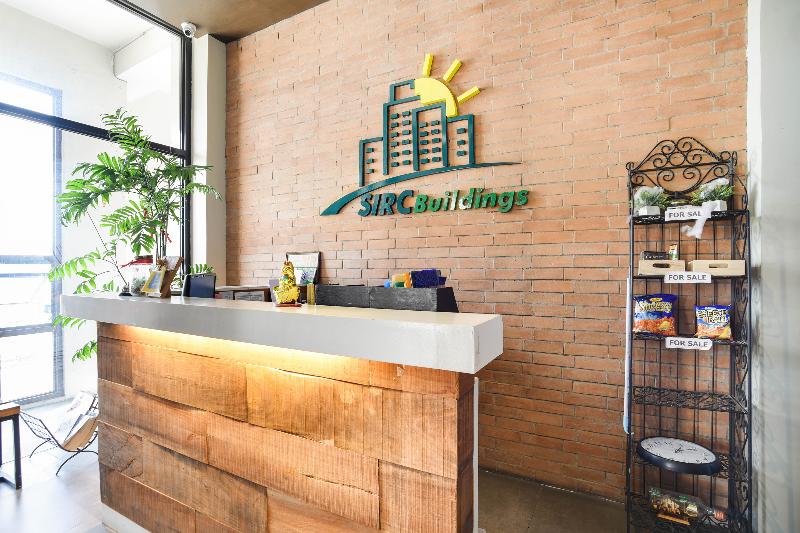 Hotel Oyo 425 Residences By Sirc