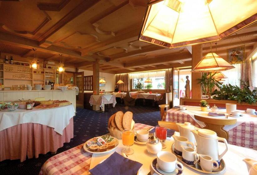 호텔 & Residenz Traubenheim