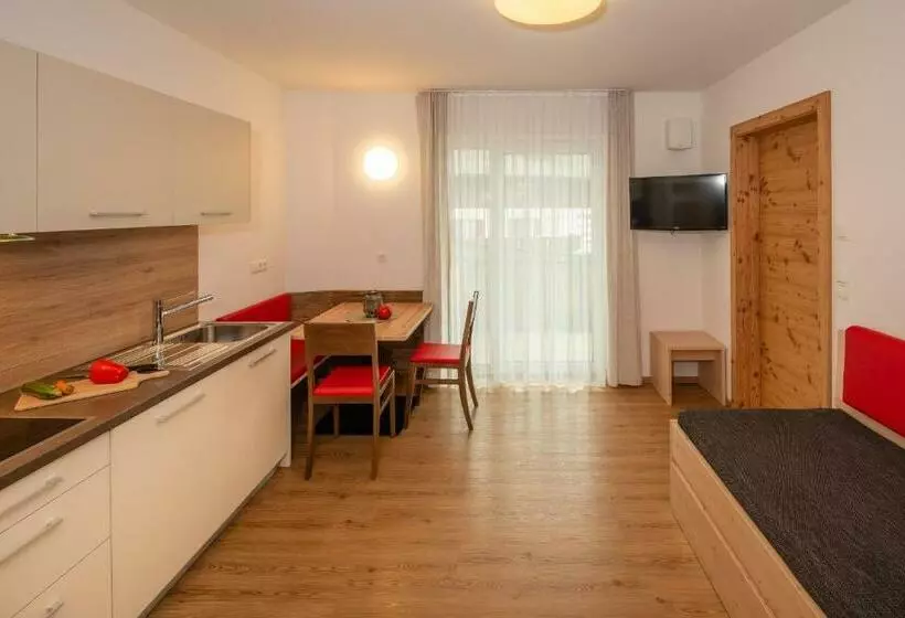 Majatalo Apartments Sankt Walburg