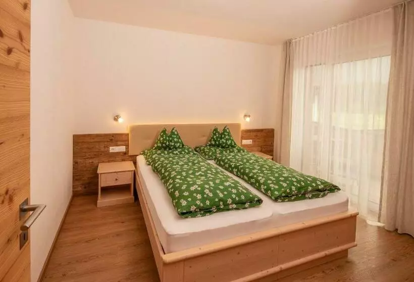 Majatalo Apartments Sankt Walburg