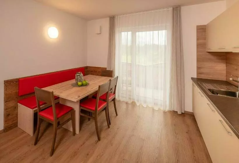 Majatalo Apartments Sankt Walburg