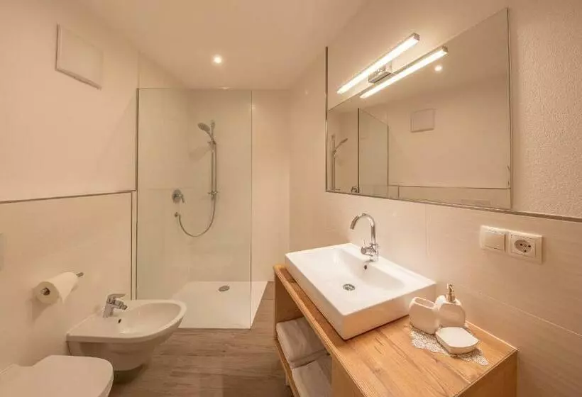 Majatalo Apartments Sankt Walburg