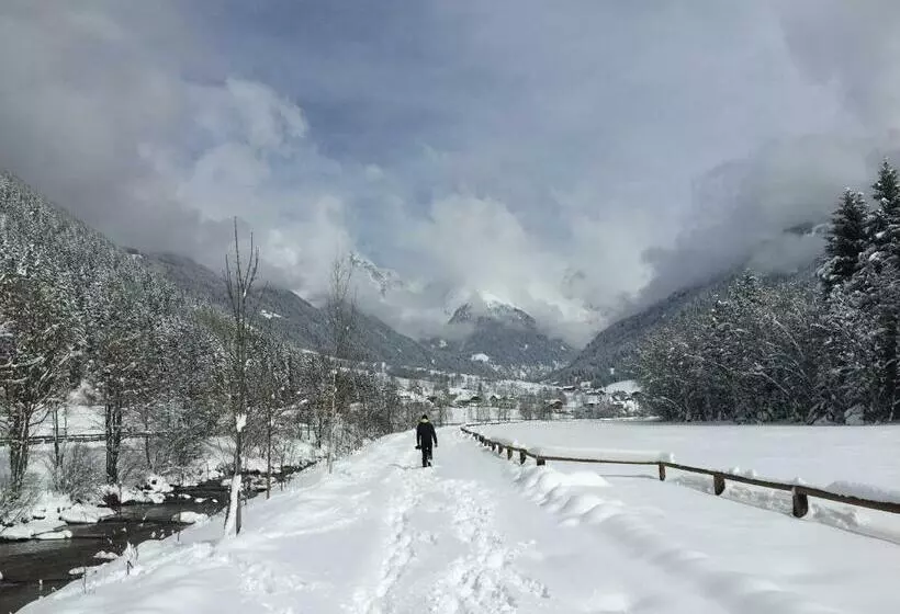 Majatalo Apartments Sankt Walburg