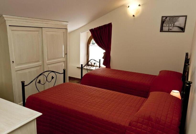 펜션 B&b Montechiaro