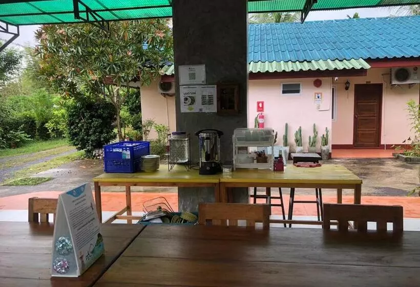 Majatalo Green Happy Homestay