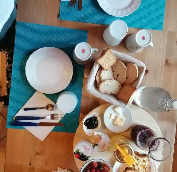 Hotelli Agriturismo Bio Apipoli