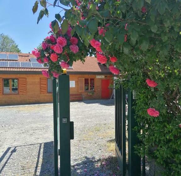 فندق Agriturismo Bio Apipoli