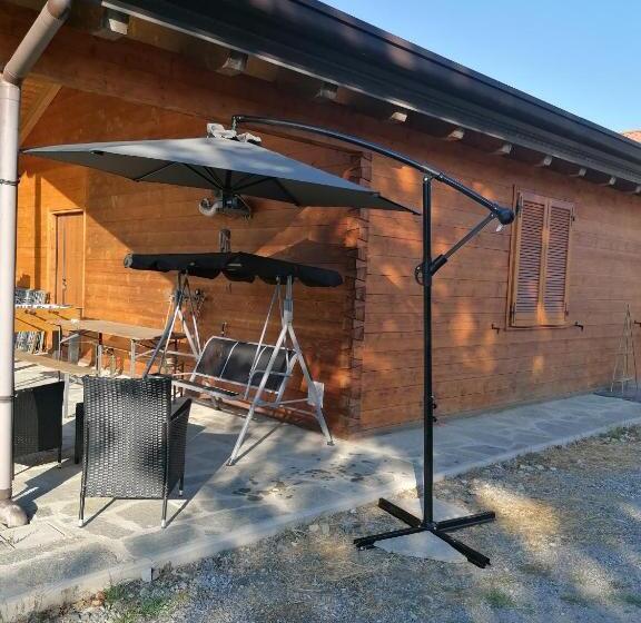 فندق Agriturismo Bio Apipoli