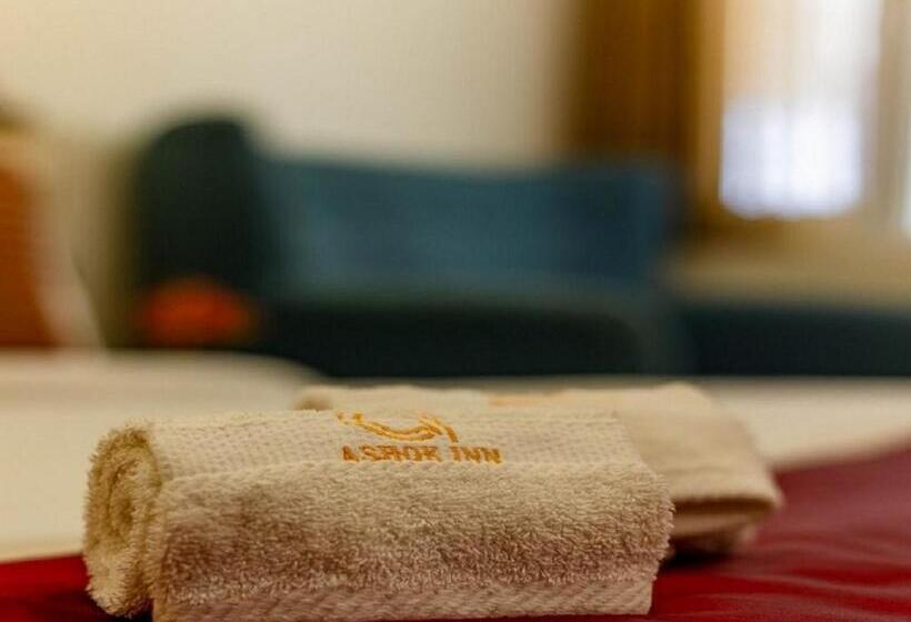 فندق Ashok Inn