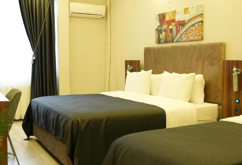 בית מלון כפרי Grand Krone