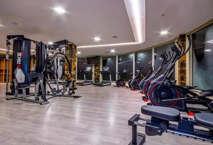 ホテル Laghetto Resort Golden Oficial