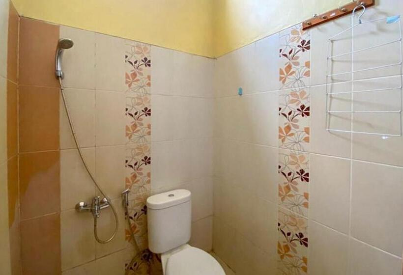 בית מלון כפרי Rama Shinta Homestay Redpartner