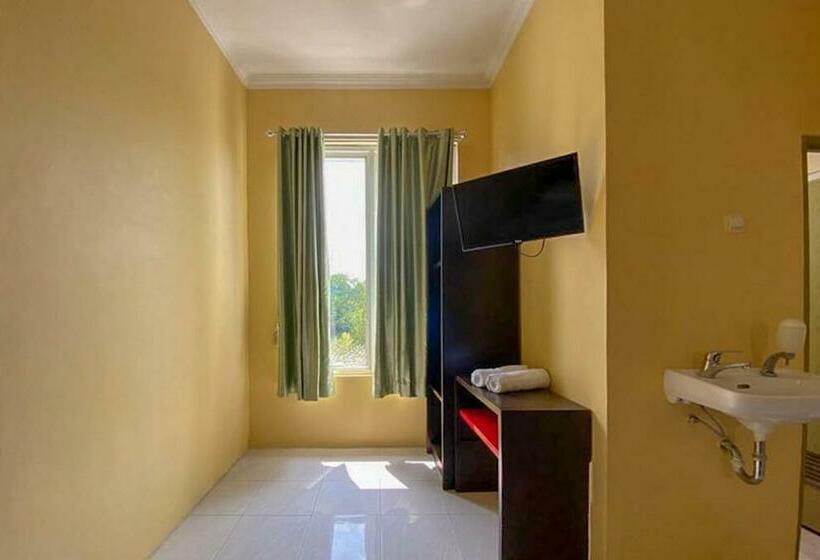 בית מלון כפרי Rama Shinta Homestay Redpartner