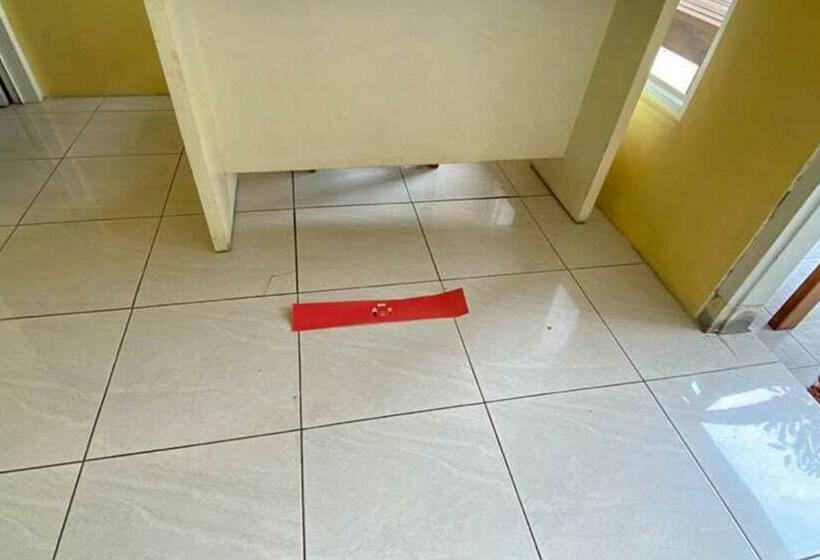 בית מלון כפרי Rama Shinta Homestay Redpartner