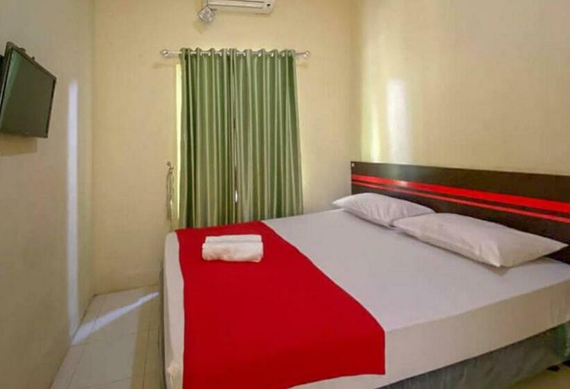 בית מלון כפרי Rama Shinta Homestay Redpartner