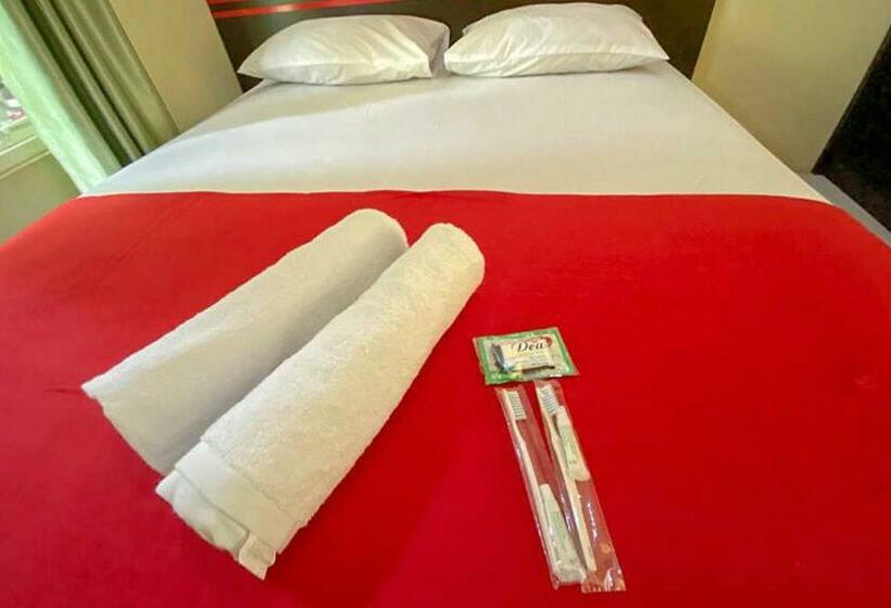 בית מלון כפרי Rama Shinta Homestay Redpartner