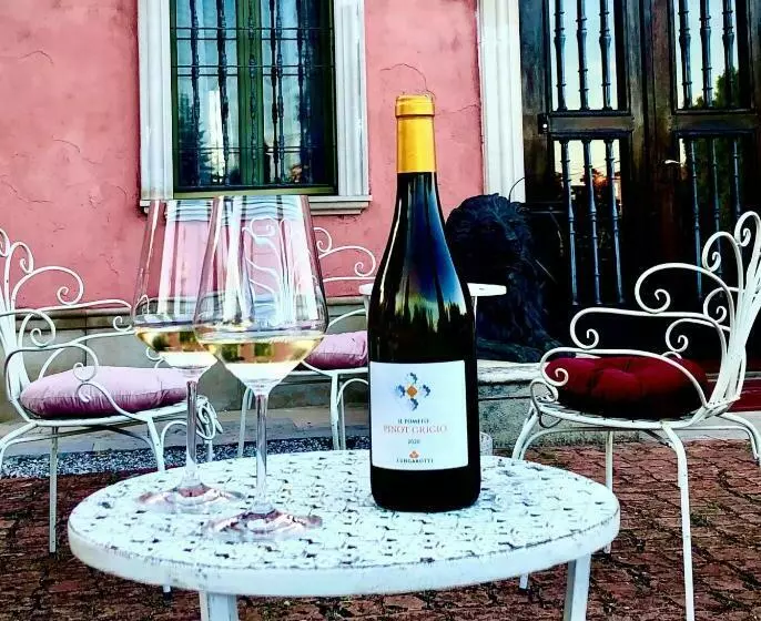 Hotelli Villa Montanarini