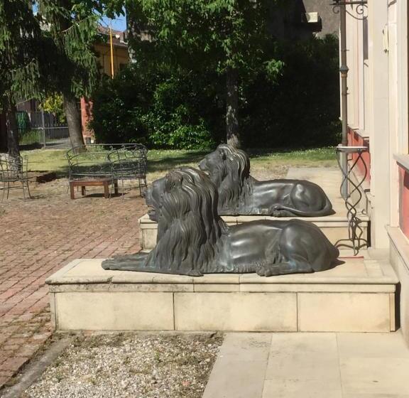 בית מלון כפרי Villa Montanarini