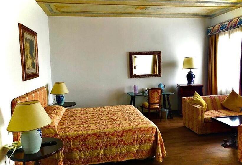 בית מלון כפרי Villa Montanarini