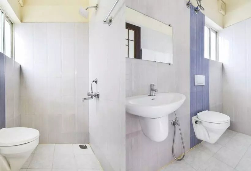 Itsy Hotels Platinum Inn