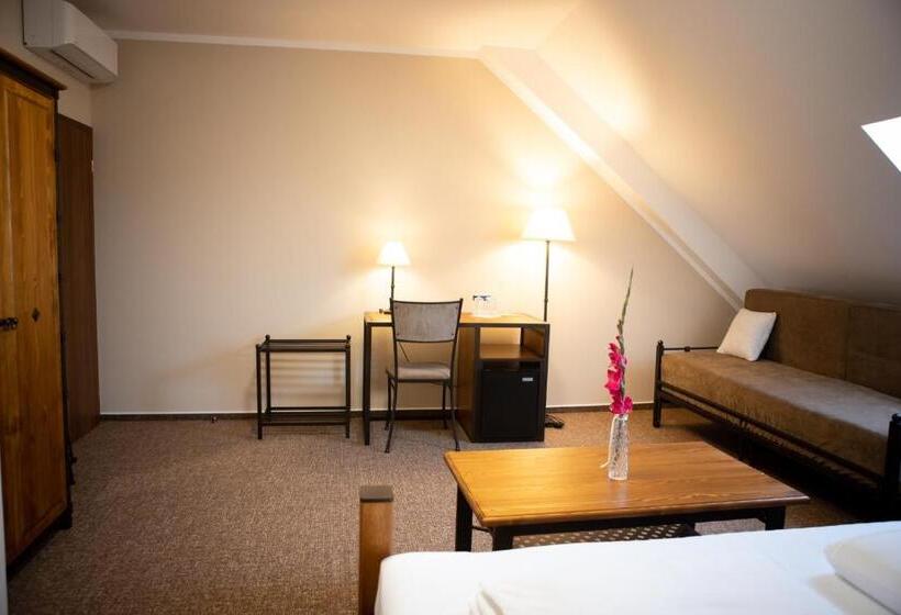 Panzió Penzion Dašické Sklepy