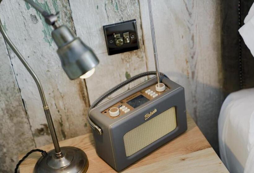 ユースホステル Bel And The Dragon At Red Lion Wendover