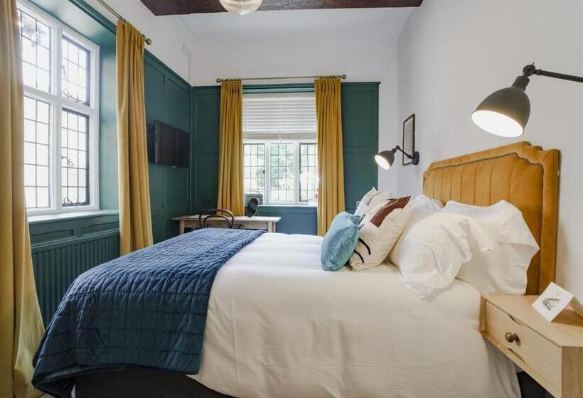 ユースホステル Bel And The Dragon At Red Lion Wendover