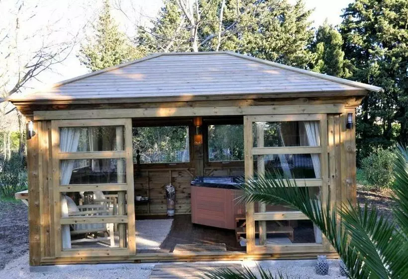 ベッドアンドブレックファースト Chambres D'hotes Domaine Des Machottes