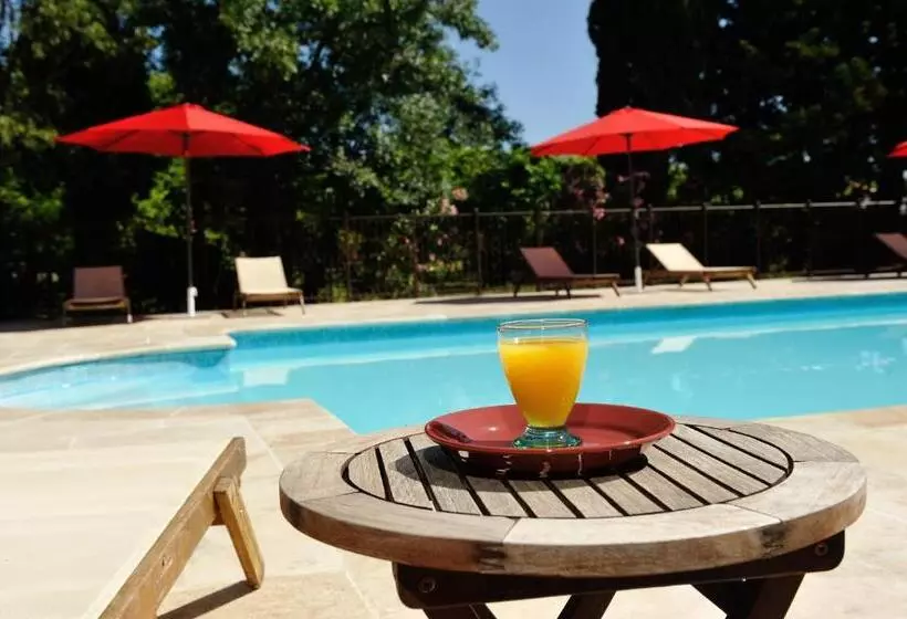 ベッドアンドブレックファースト Chambres D'hotes Domaine Des Machottes