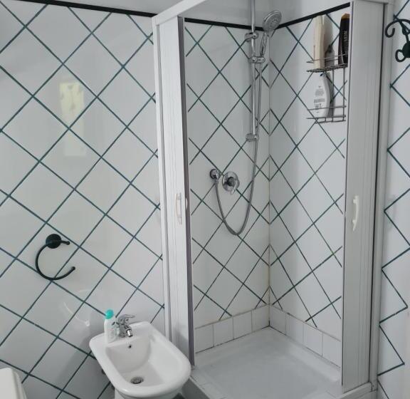 تختخواب و صبحانه L'antica Cantina