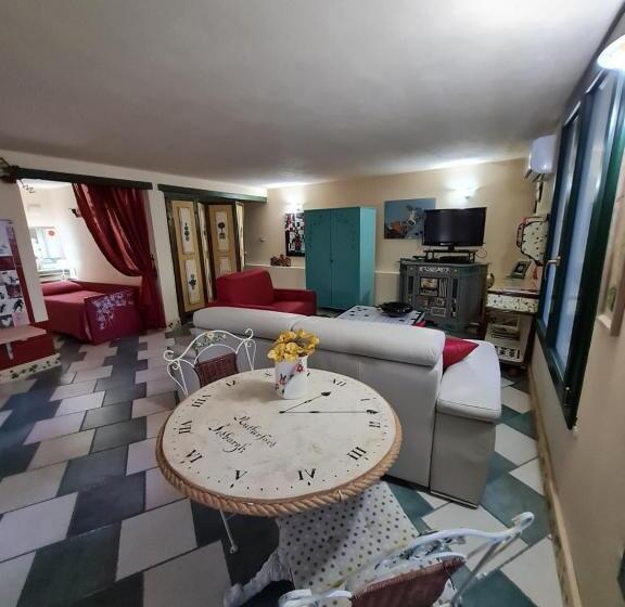 تختخواب و صبحانه L'antica Cantina