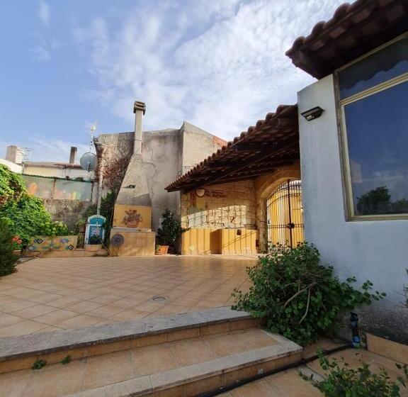 تختخواب و صبحانه L'antica Cantina