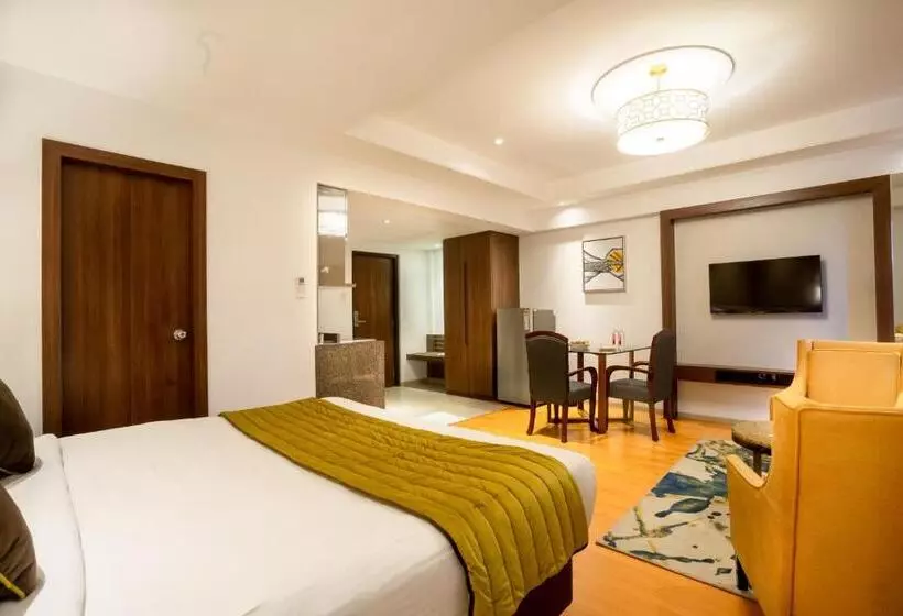 Hotelli Freesia By Express Inn