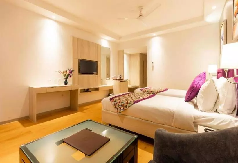 Hotelli Freesia By Express Inn