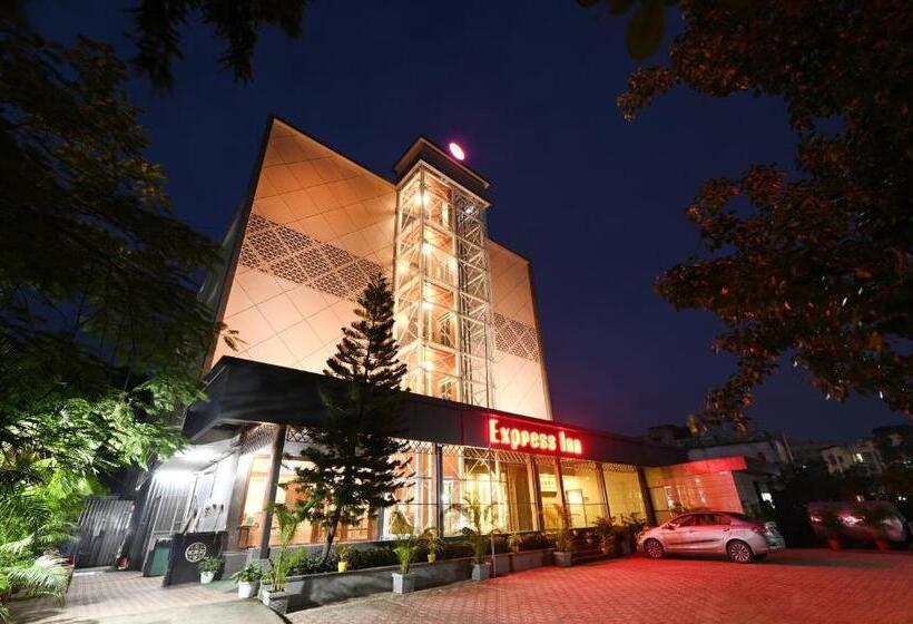 ホテル Freesia By Express Inn