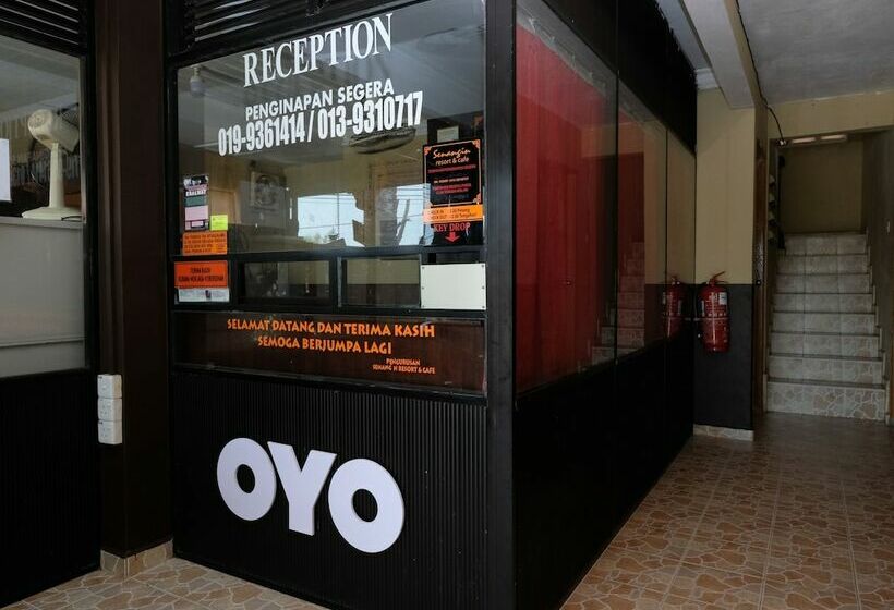 فندق Oyo 44005 Senangin Resort & Cafe