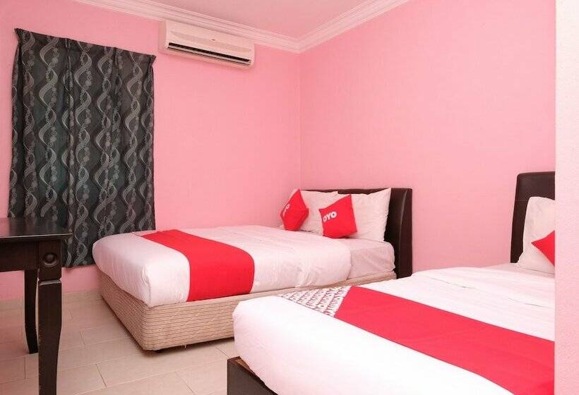 فندق Oyo 44005 Senangin Resort & Cafe