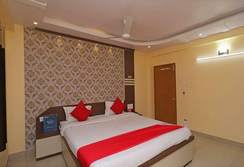 ホテル Vaccinated Staff  Oyo 30341  Nilachal