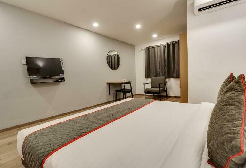 فندق Vaccinated Staff Oyo 79187 Townhouse 181 Ganeshpeth Colony