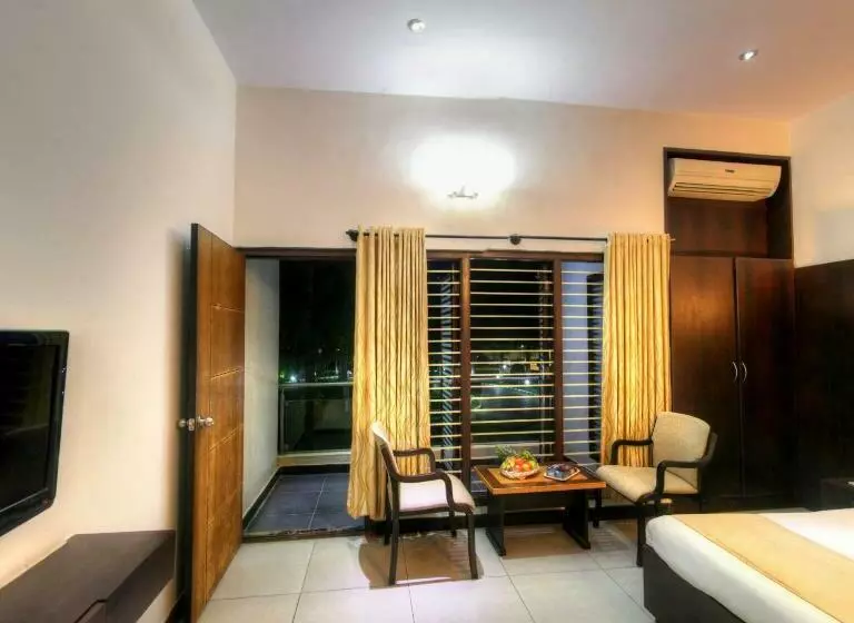 Nijaguna Resort & Spa   Near Brt Wildlife