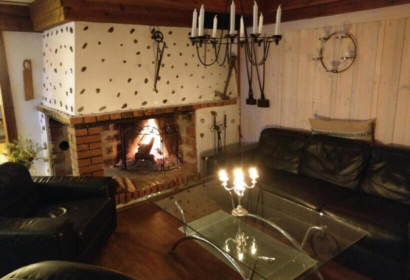 펜션 Kvarngården Natur Resort