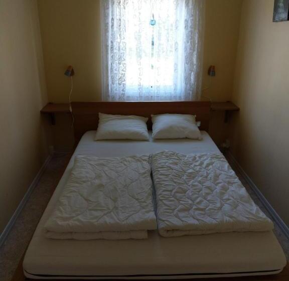 펜션 Kvarngården Natur Resort