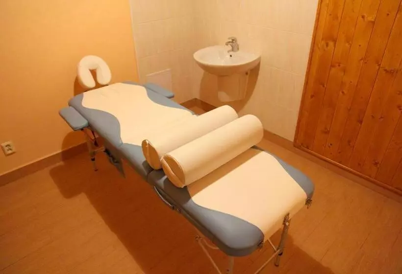 ペンション Retro Vrbovec