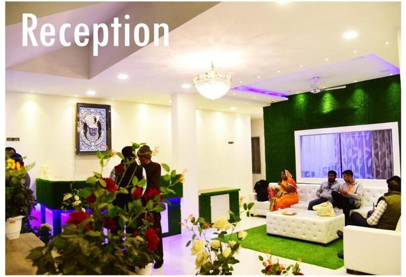 בית מלון כפרי Udaipur Palace