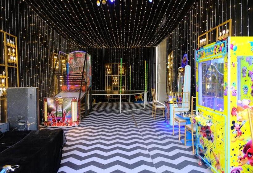 בית מלון כפרי Udaipur Palace