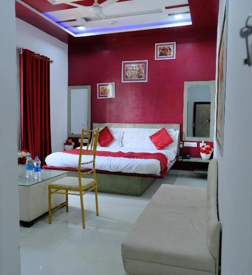 בית מלון כפרי Udaipur Palace