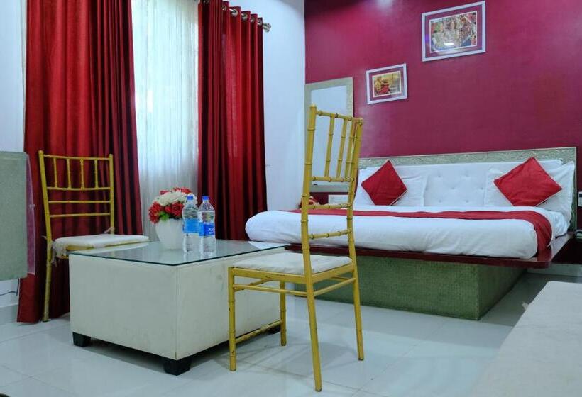 בית מלון כפרי Udaipur Palace