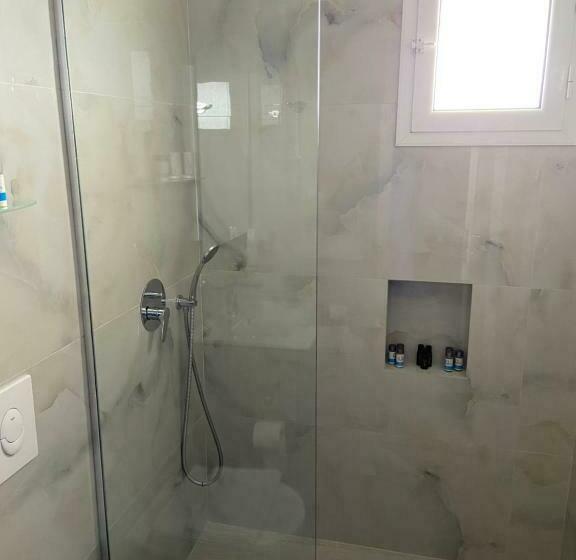 بنسيون Persephone