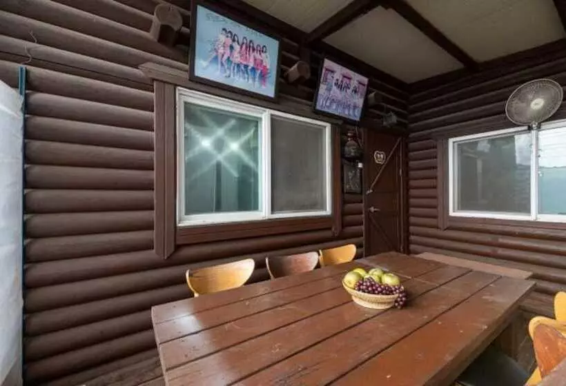 Fortune Rising Sun Hill Pension B