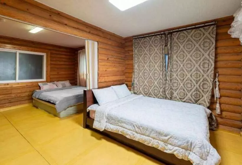 Fortune Rising Sun Hill Pension B